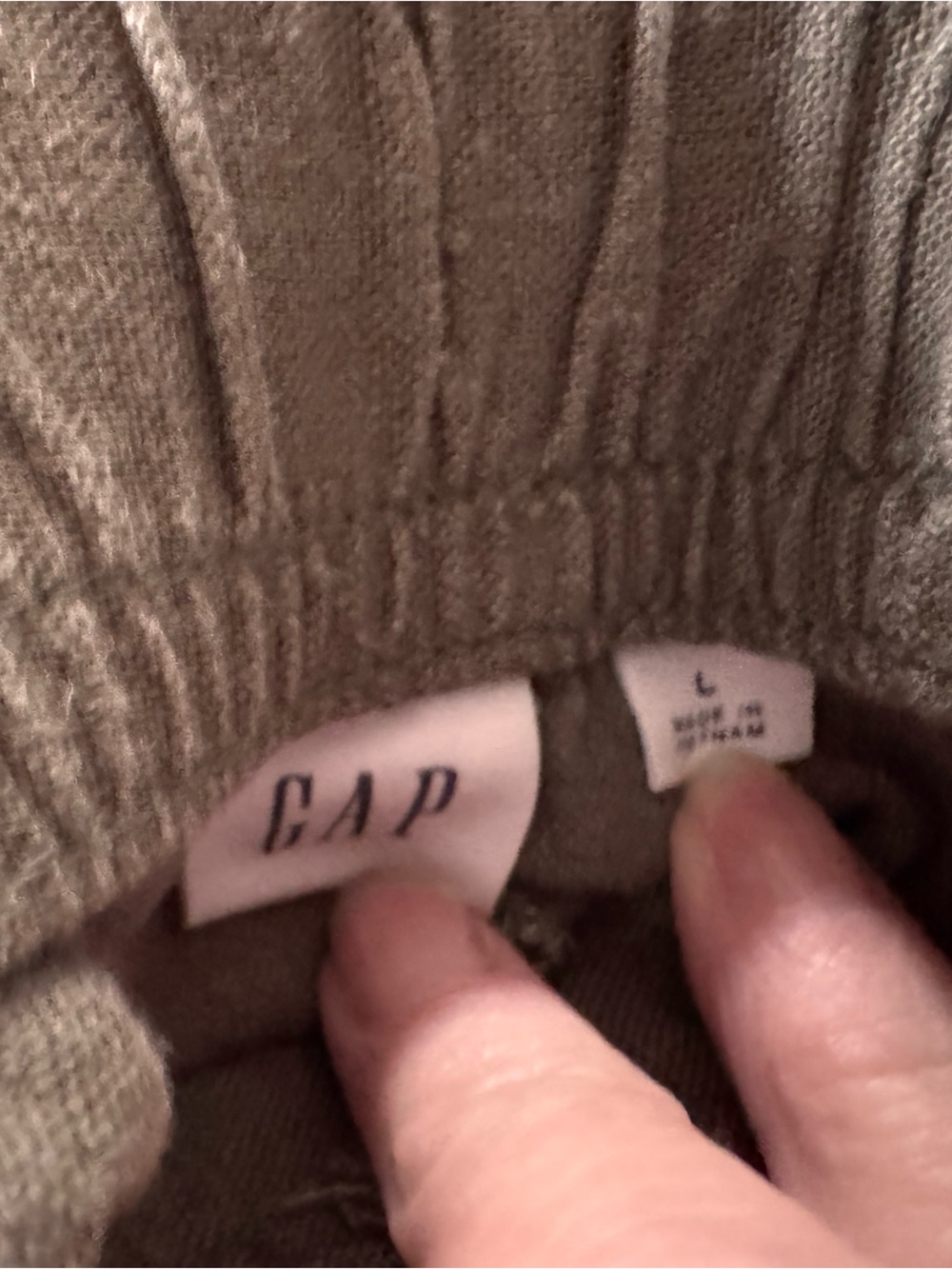GAP Women's Linen Drawstring Shorts in Dark Olive - Picture 3 of 4